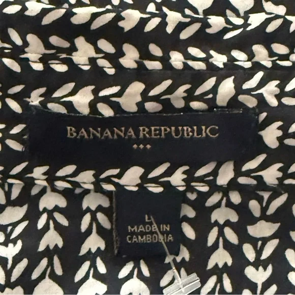 Banana Republic Monochrome Leaf Print Top - Picture 4 of 6